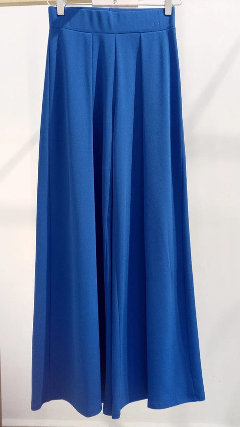 PANTALON CON PINZAS P5718