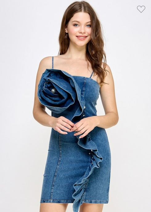 VESTIDO CON FLOR LP9149