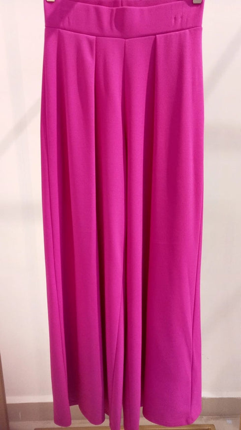 PANTALON CON PINZAS P5718