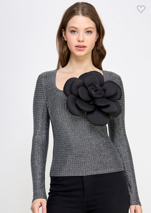 BLUSA DE PIEDRAS CON FLOR JJ10044