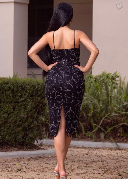 VESTIDO CON LENTEJUELAS LD66165