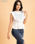 BLUSA CON ENVAJE EN PECHO TB6596