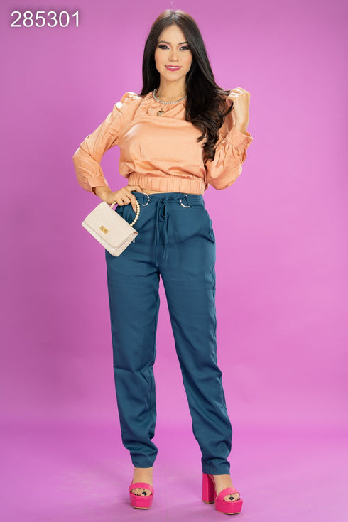 BLUSA DETALLA EN CUELLO 33841T