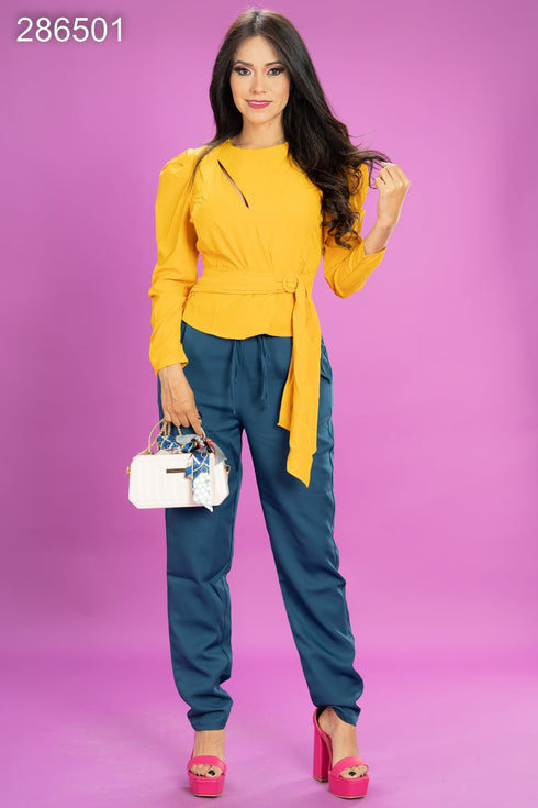 BLUSA CON CINTO EN CINTURA 33750