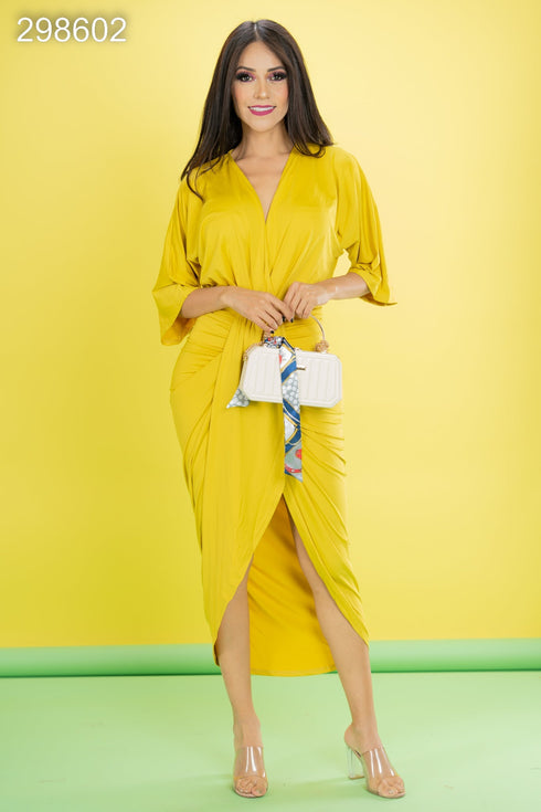 VESTIDO CON CUELLO V DD1236