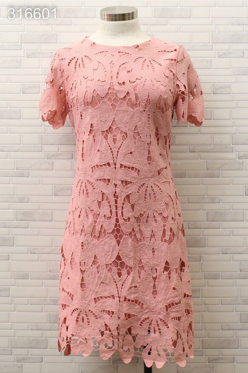 VESTIDO DE ENCAJE D10212W