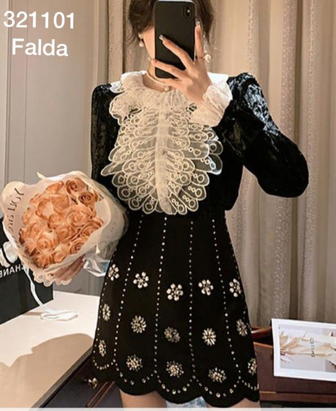FALDA CON PIEDRAS CD4474