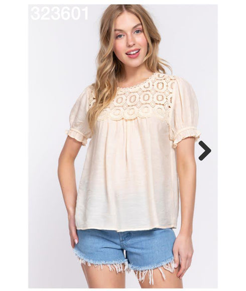 BLUSA DETALLAE EN CUELLO T13519