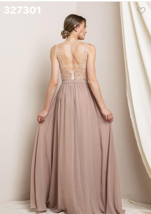 VESTIDO CON PEDRERIA W19230