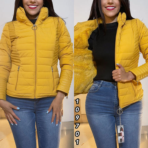 CHAMARRA CUELLO ALTO DETALLE EN PUÑO GP0596