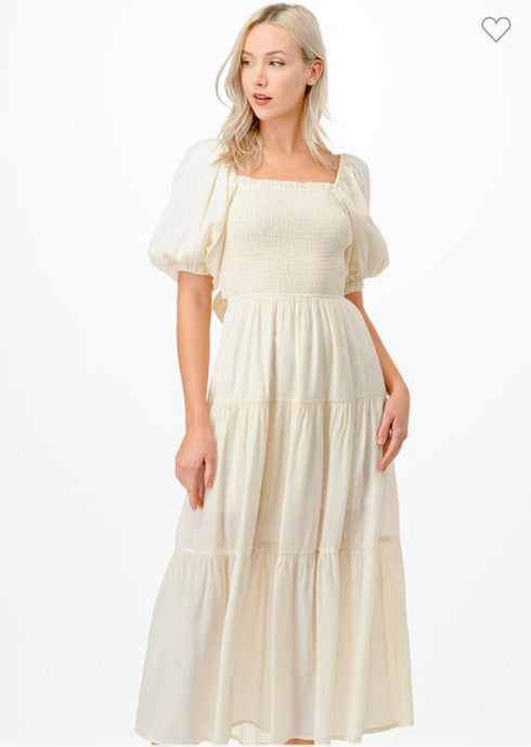 VESTIDO CON LAZO EN LA ESPALDA LD5076