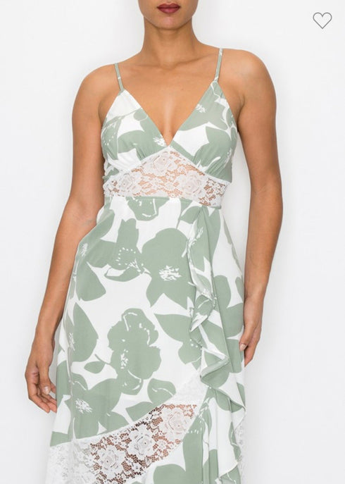 VESTIDO CON VOLANTES Y TIRANTES RVD4106